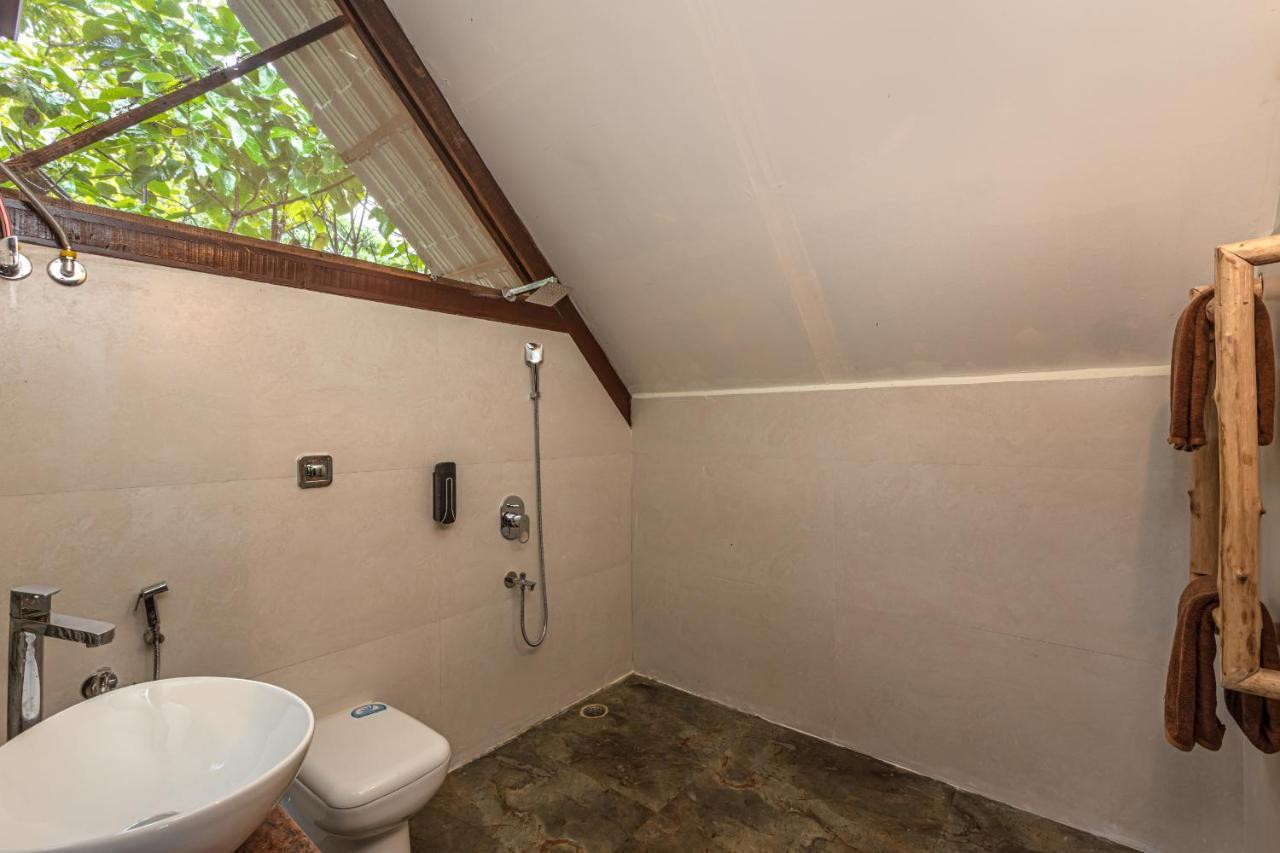 Villa Saffronstays Aranya & Raanwaara *