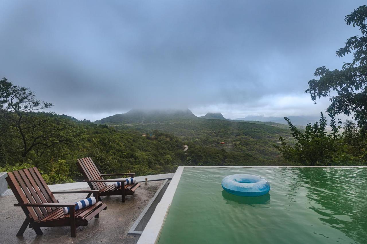Villa Saffronstays Aranya & Raanwaara