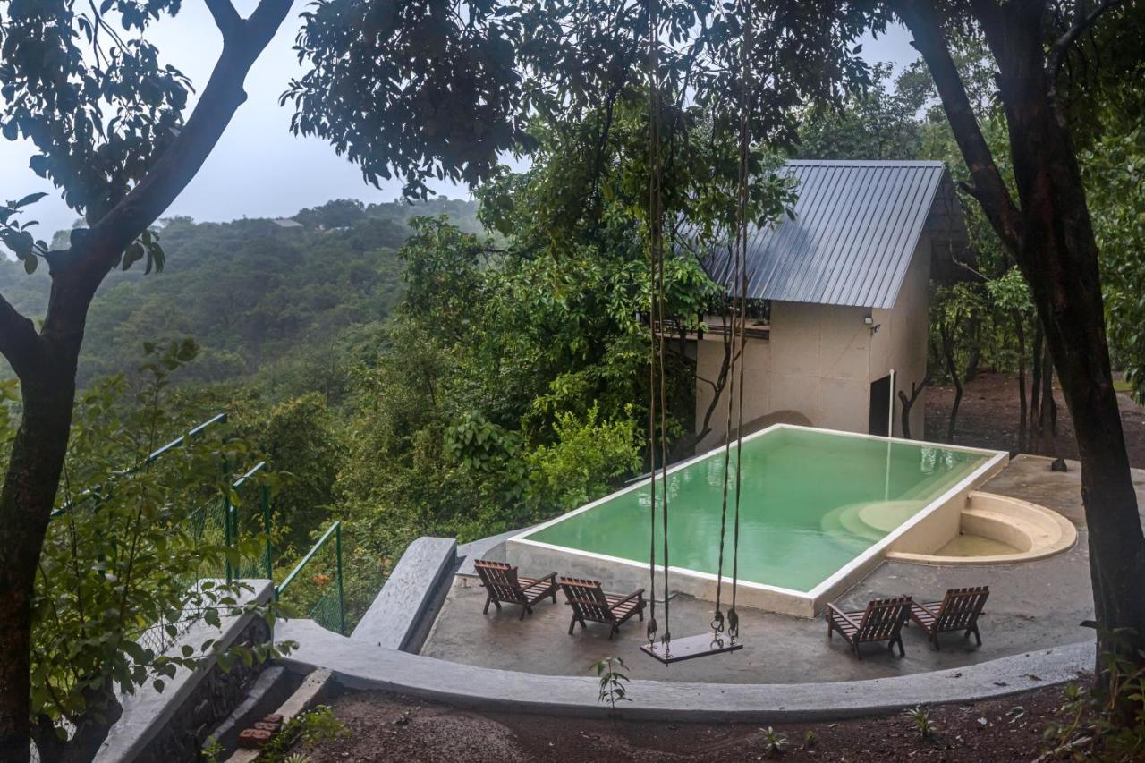 Saffronstays Aranya & Raanwaara Villa Ambavna