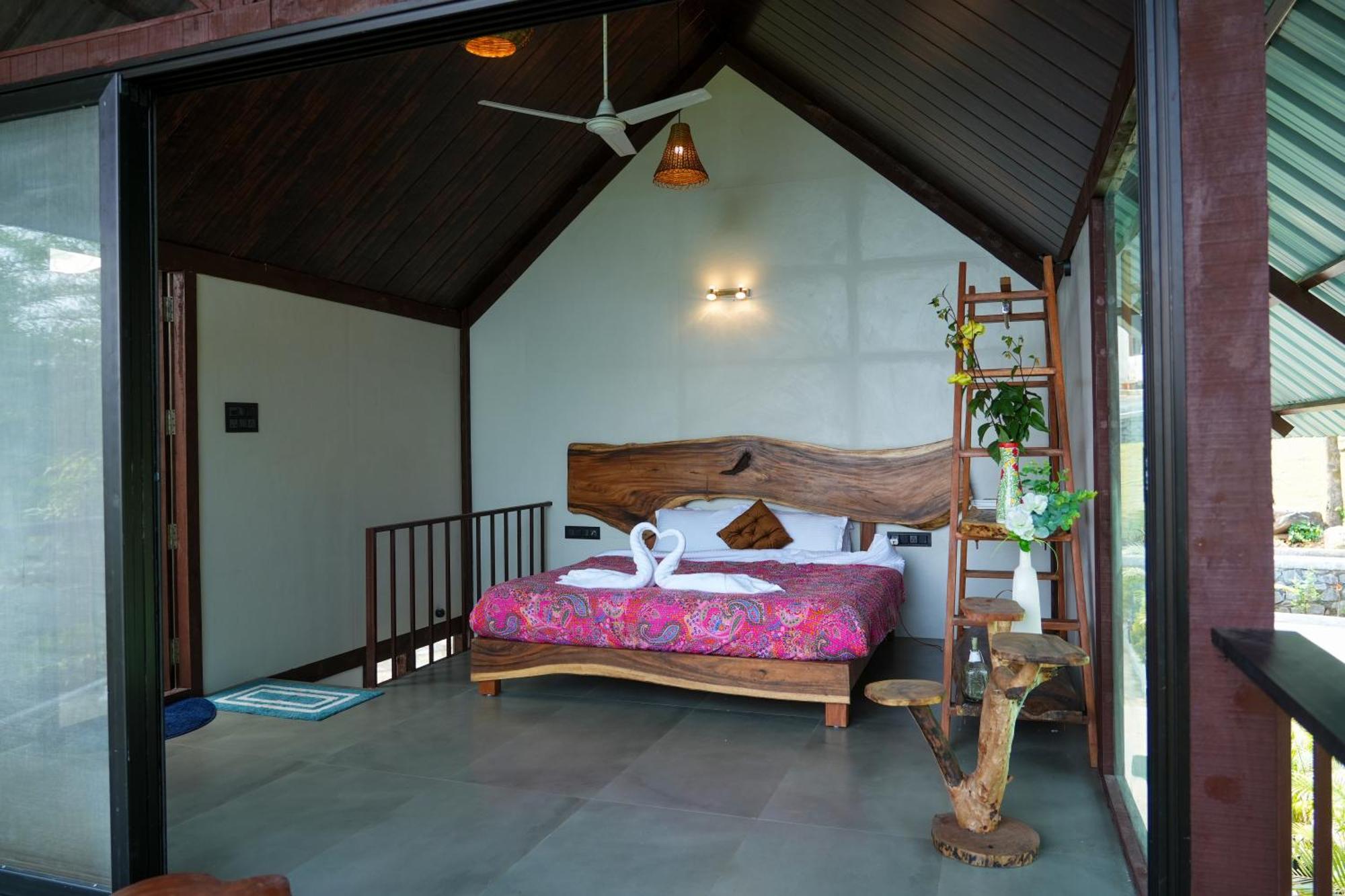 Saffronstays Aranya & Raanwaara