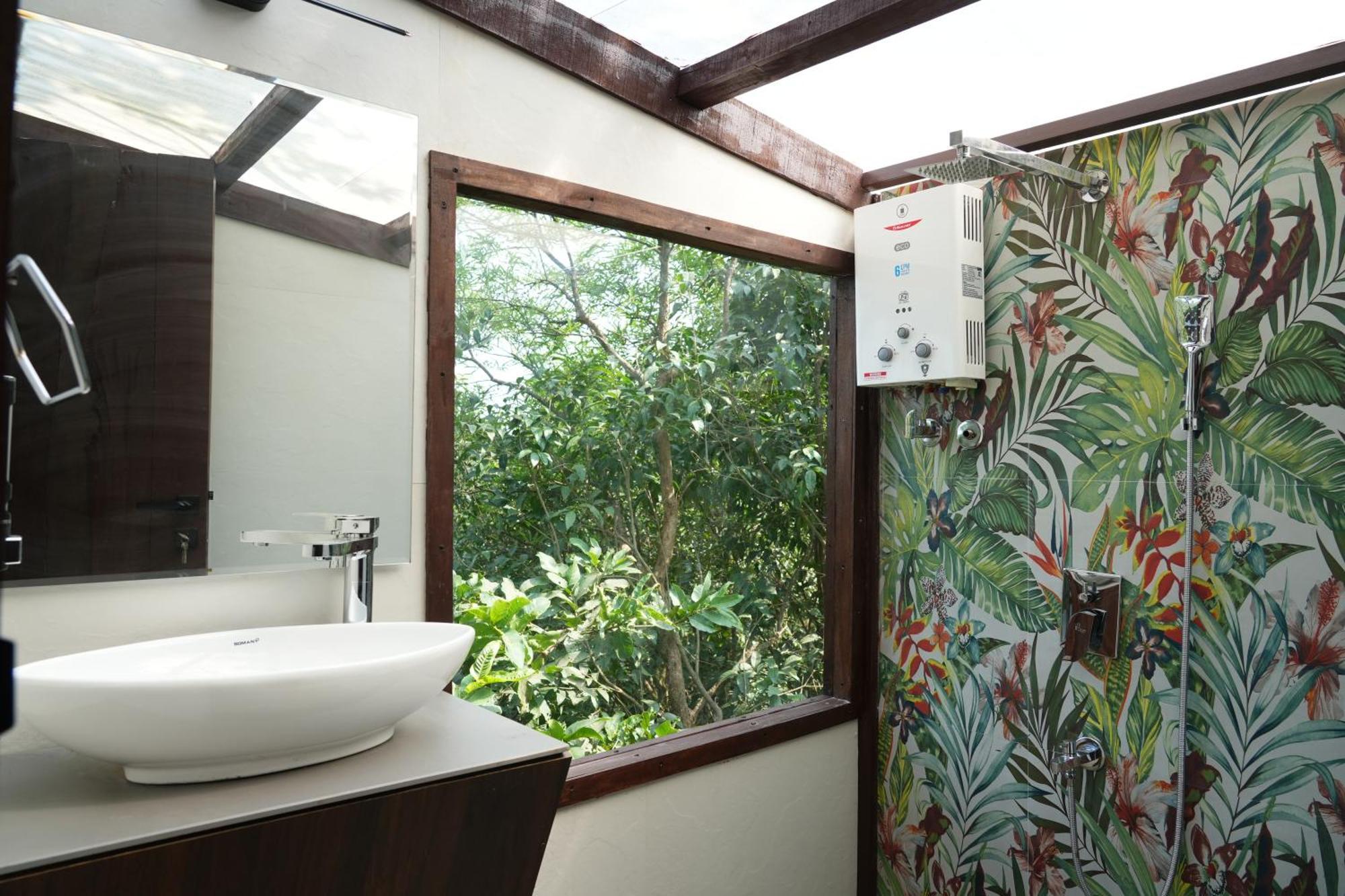 Saffronstays Aranya & Raanwaara Villa *